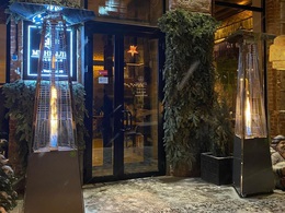 �������