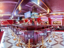 �������