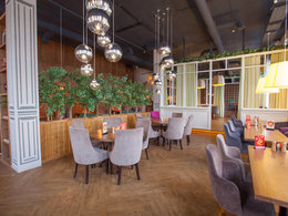 �������