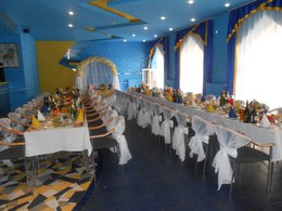 ����� ����