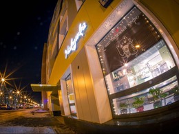 �������