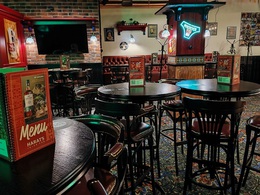 Harat's pub