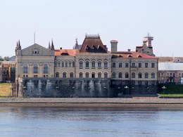 ��������� ��������������� ��������-������������� � �������������� �����-����������