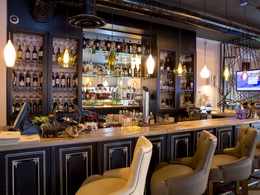 �������