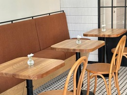 �������