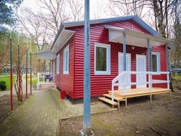 �������