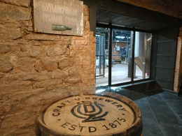 ����� &�Ko