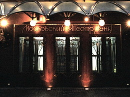 ����� ����