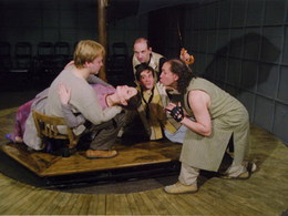 �������