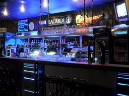 ���� � ���