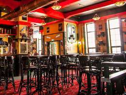 Harat�s Pub ����