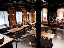 Winewood Lounge Bar &�Kitchen