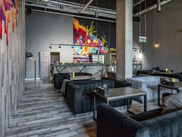 ���� Platinum