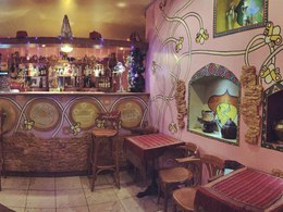 �������