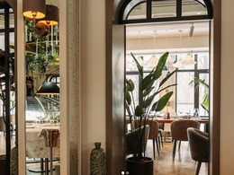 �������