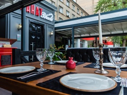 ������ Black