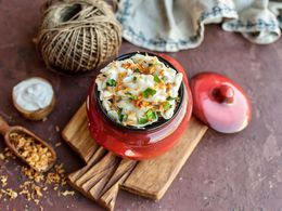 �������