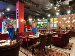 �������