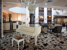 ����� ���