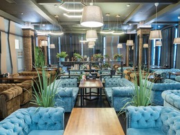 ���� Platinum