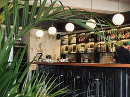 Brooms Bar �������������