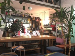 Surf Coffee x�Solyanka