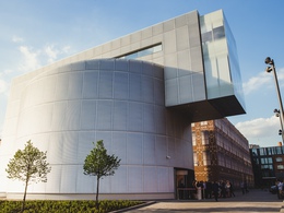 ����� �������� ��������������