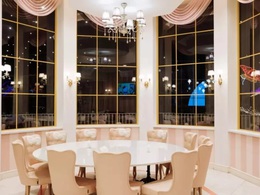 Hello Kitty & Friends