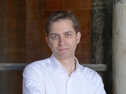 ���-������ �����