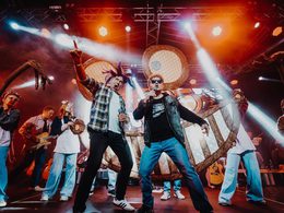 ����Band
