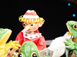 ��������