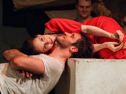 ��������