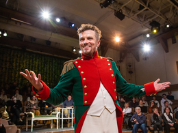 ����������