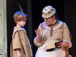 � �������