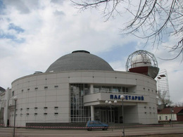 ����������