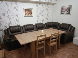 �����-��