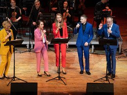 ����� � ����