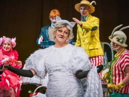 ������ ���