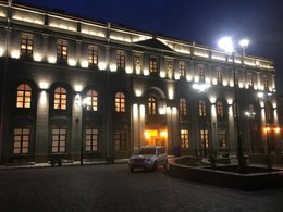 �������-������