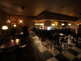 Gatsby's Bar &�Grill