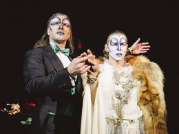 ��������