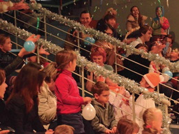 �������-����