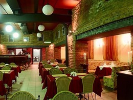 ���-������