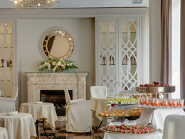 �������