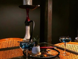 ���� ���