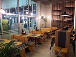 ���-����