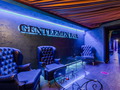 Z������ Gentleman Bar