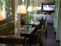 The Resto-club ������