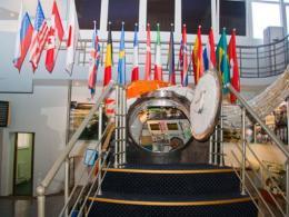 ����� ������������