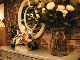 �������